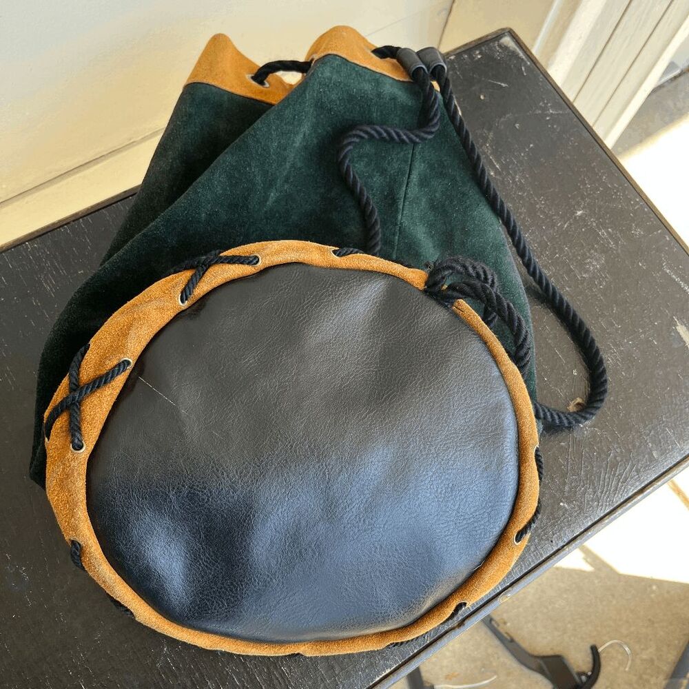 VTG Forest Green Suede Leather Drawstring Backpack USA Boho Minimalist - Picture 12 of 12